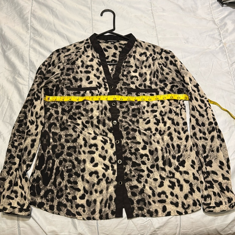 Gently used leopard print size medium beautiful details blouse from Notations